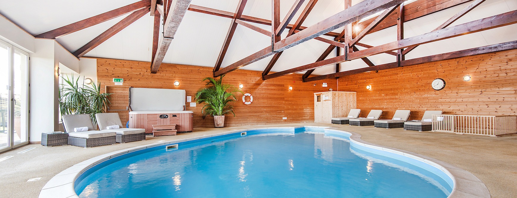 Indoor Heated Swimming Pool At Clydey Cottages